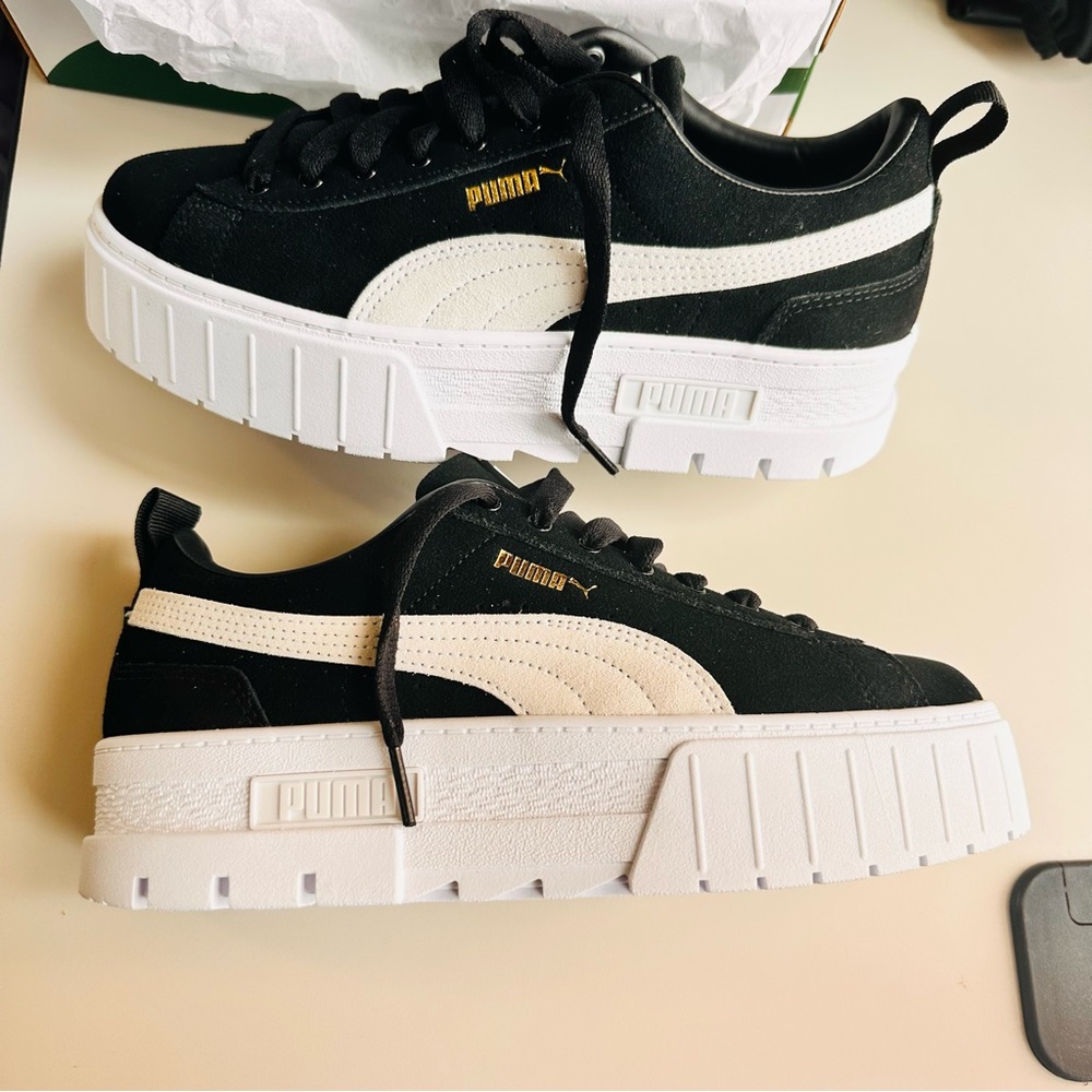 PUMA sneakers size 9 NEW